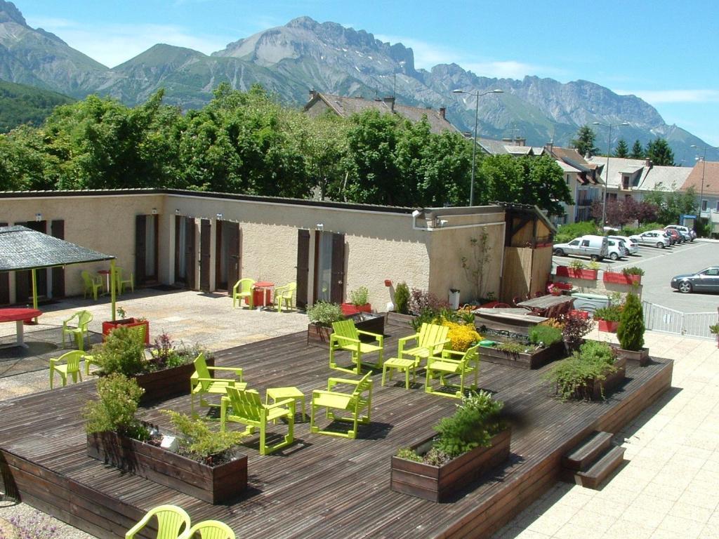Hotel Le Connetable Saint-Bonnet-en-Champsaur Bagian luar foto
