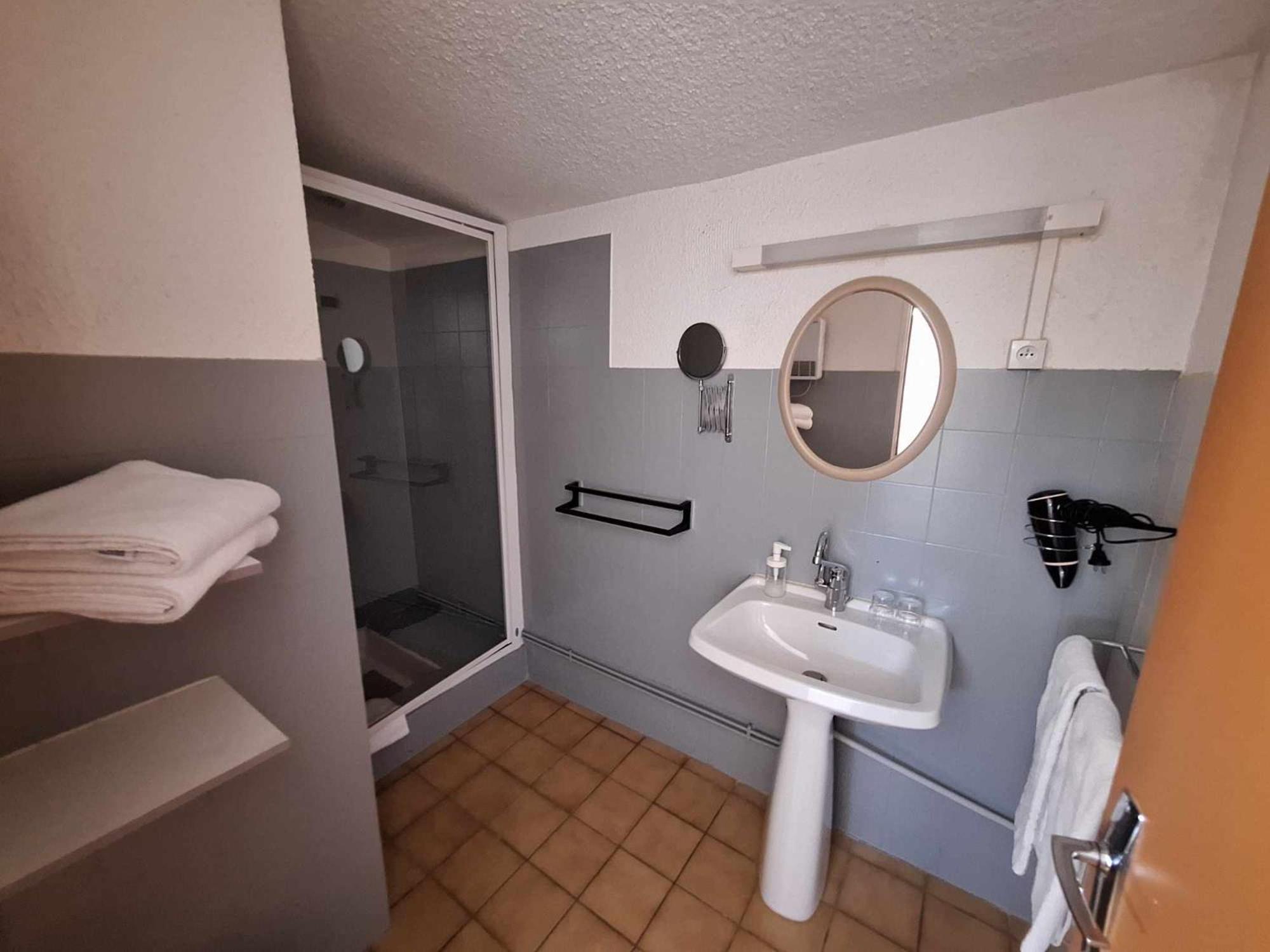 Hotel Le Connetable Saint-Bonnet-en-Champsaur Bagian luar foto