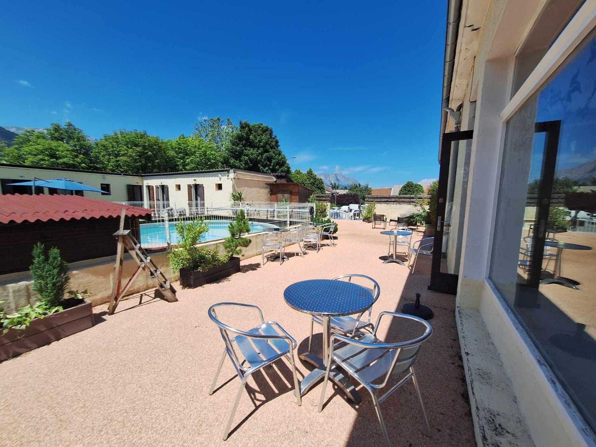 Hotel Le Connetable Saint-Bonnet-en-Champsaur Bagian luar foto