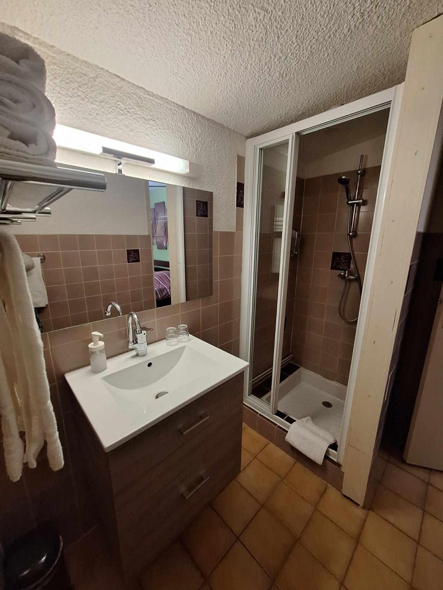 Hotel Le Connetable Saint-Bonnet-en-Champsaur Bagian luar foto
